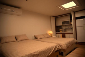 Hongdae Happy Room 1
